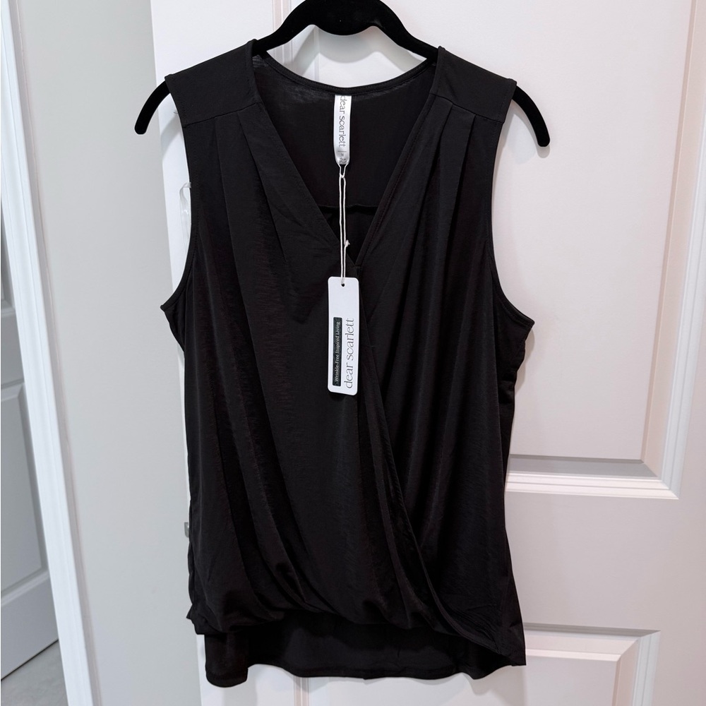 Dear Scarlett Women's Black V-Neck Blouse